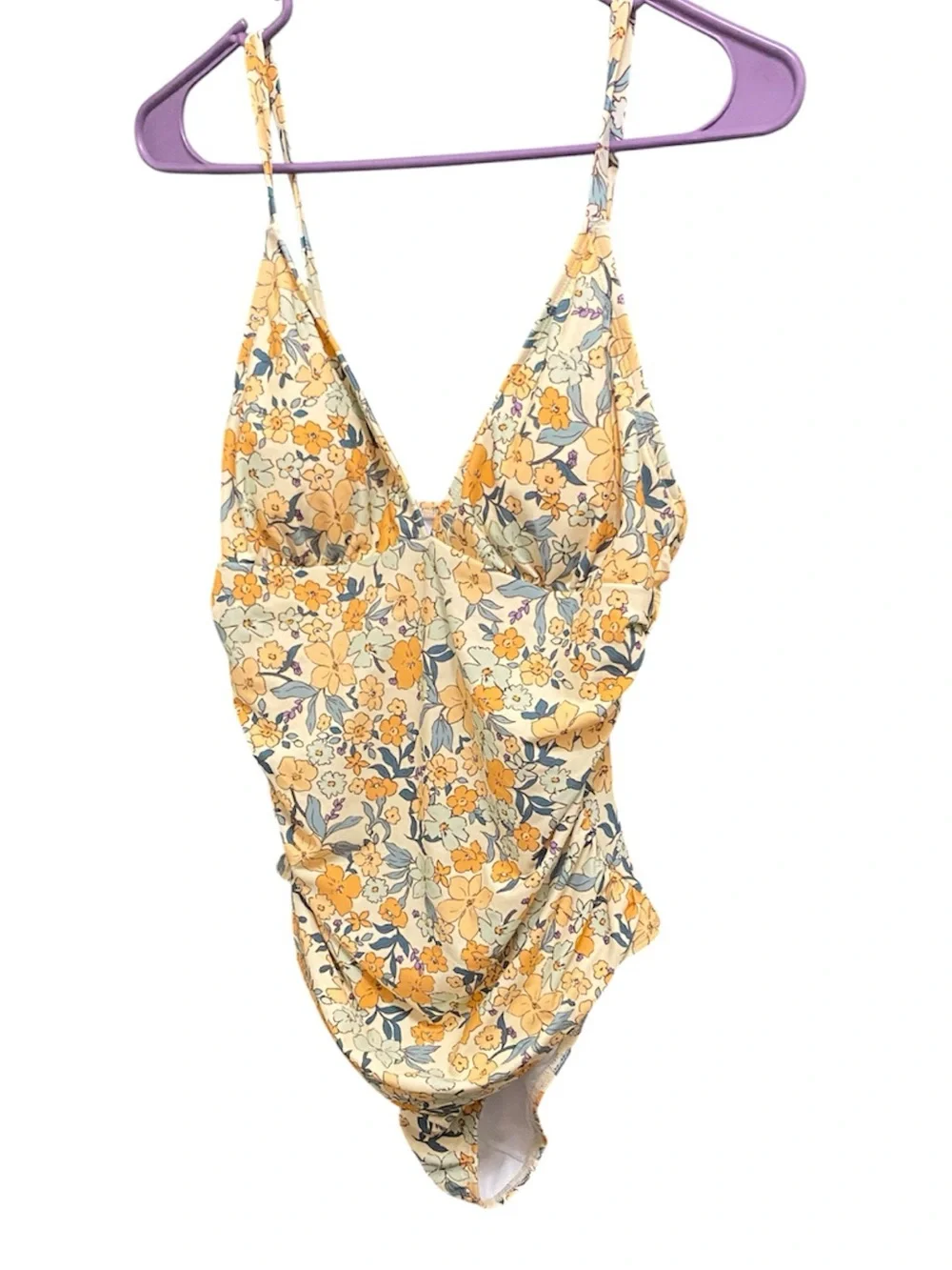 Cupshe Yellow and green Floral V-Neck One-Piece Swim - Picture 5 of 13